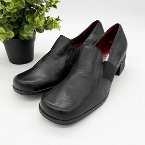 Naturalizer Black Leather Squared Toe Heeled Loafer Size 9 Office Comfort Shoe